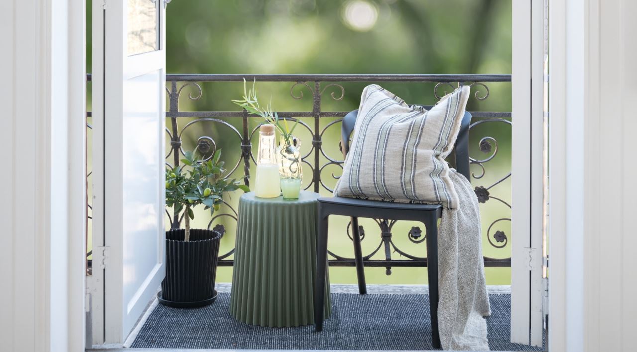 So richtest Du einen kleinen Balkon perfekt ein