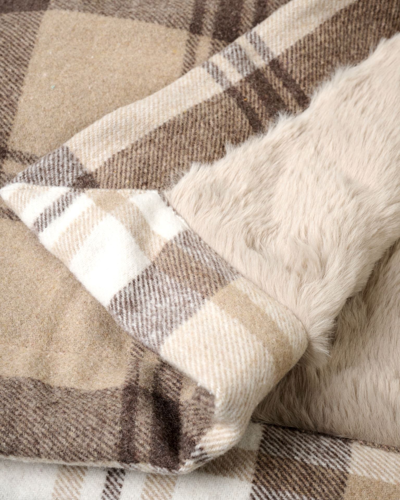 Plaid aus Kunstfell Braun - 2