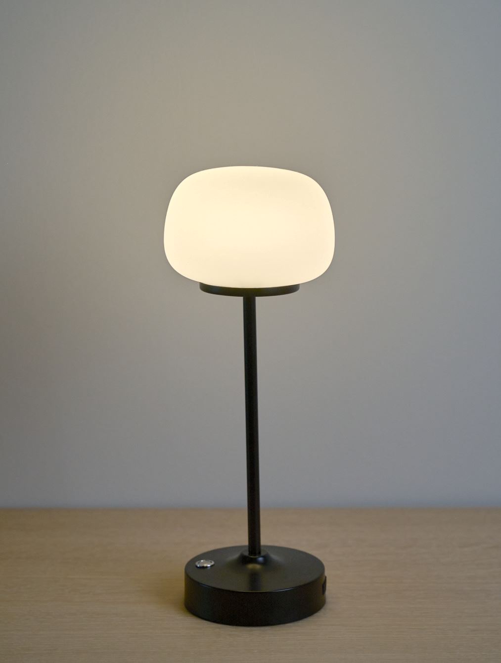 LED Tischlampe Schwarz - 2
