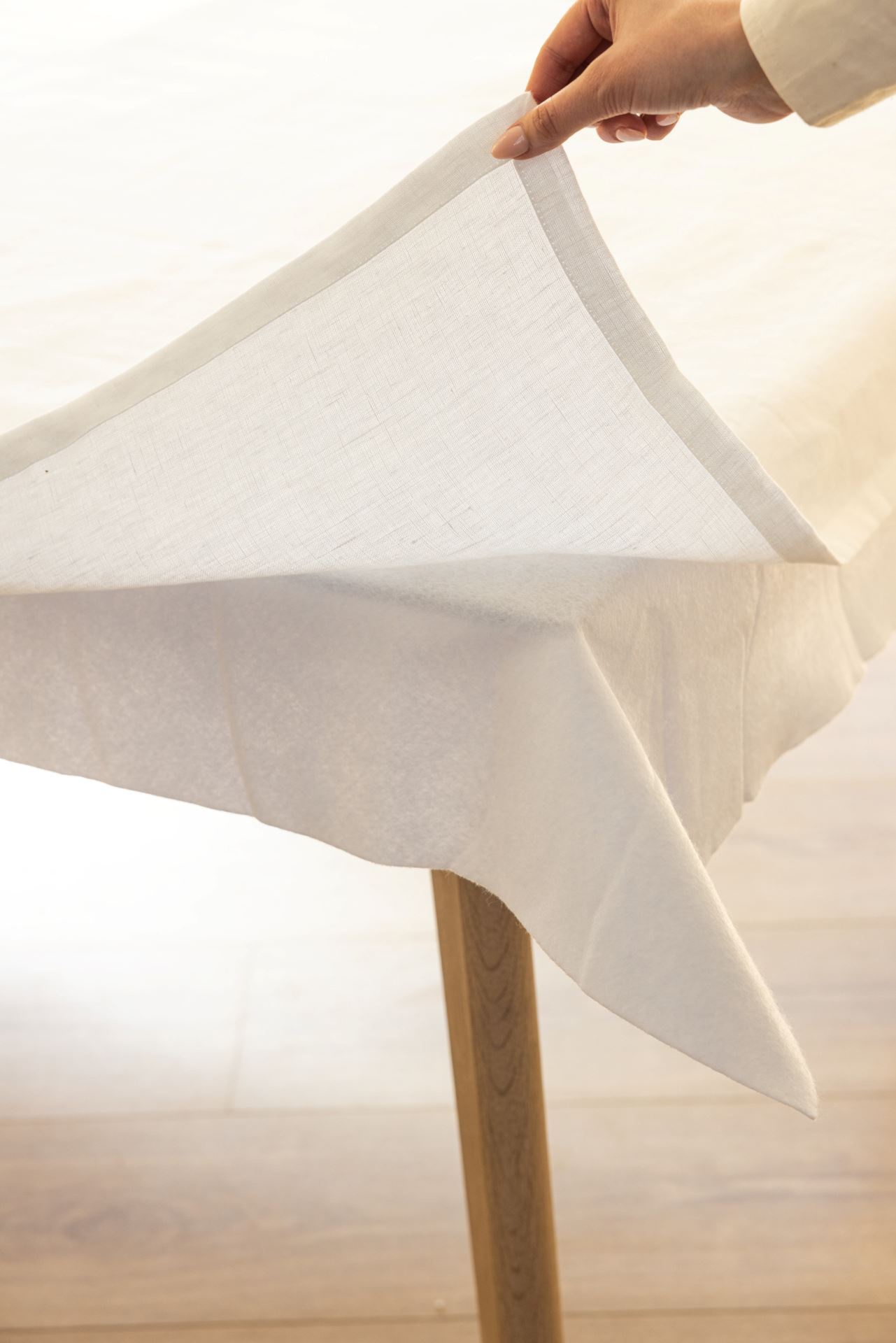 Tischschutz Weiß - 130x230 cm Weiß - 1