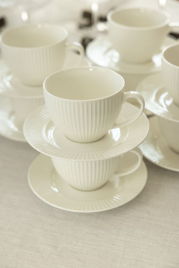 Tasse mit Untertasse Weiß - 3