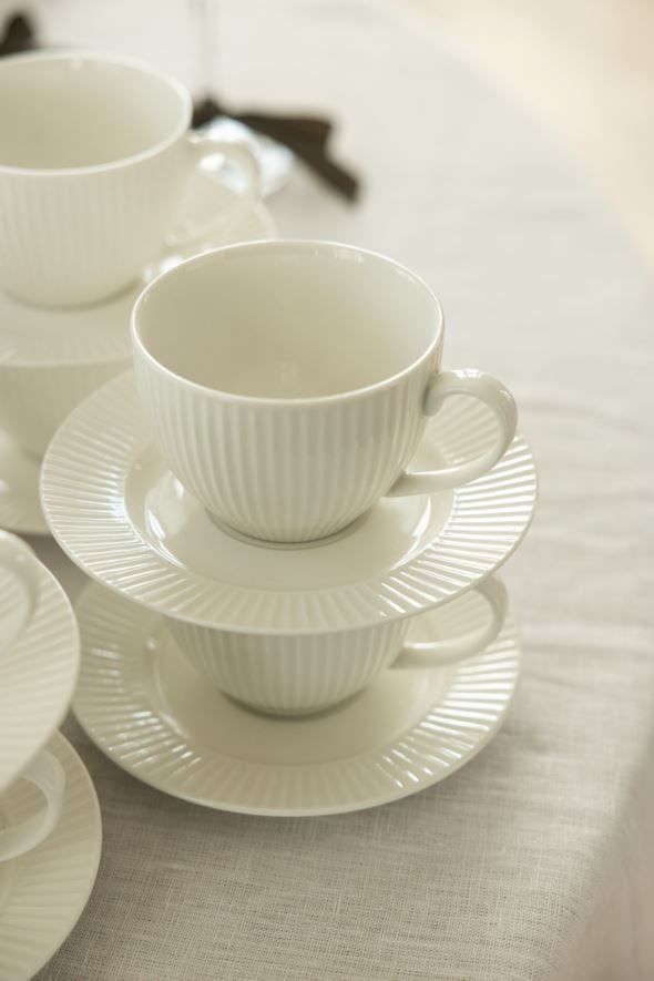 Tasse mit Untertasse Weiß - 4